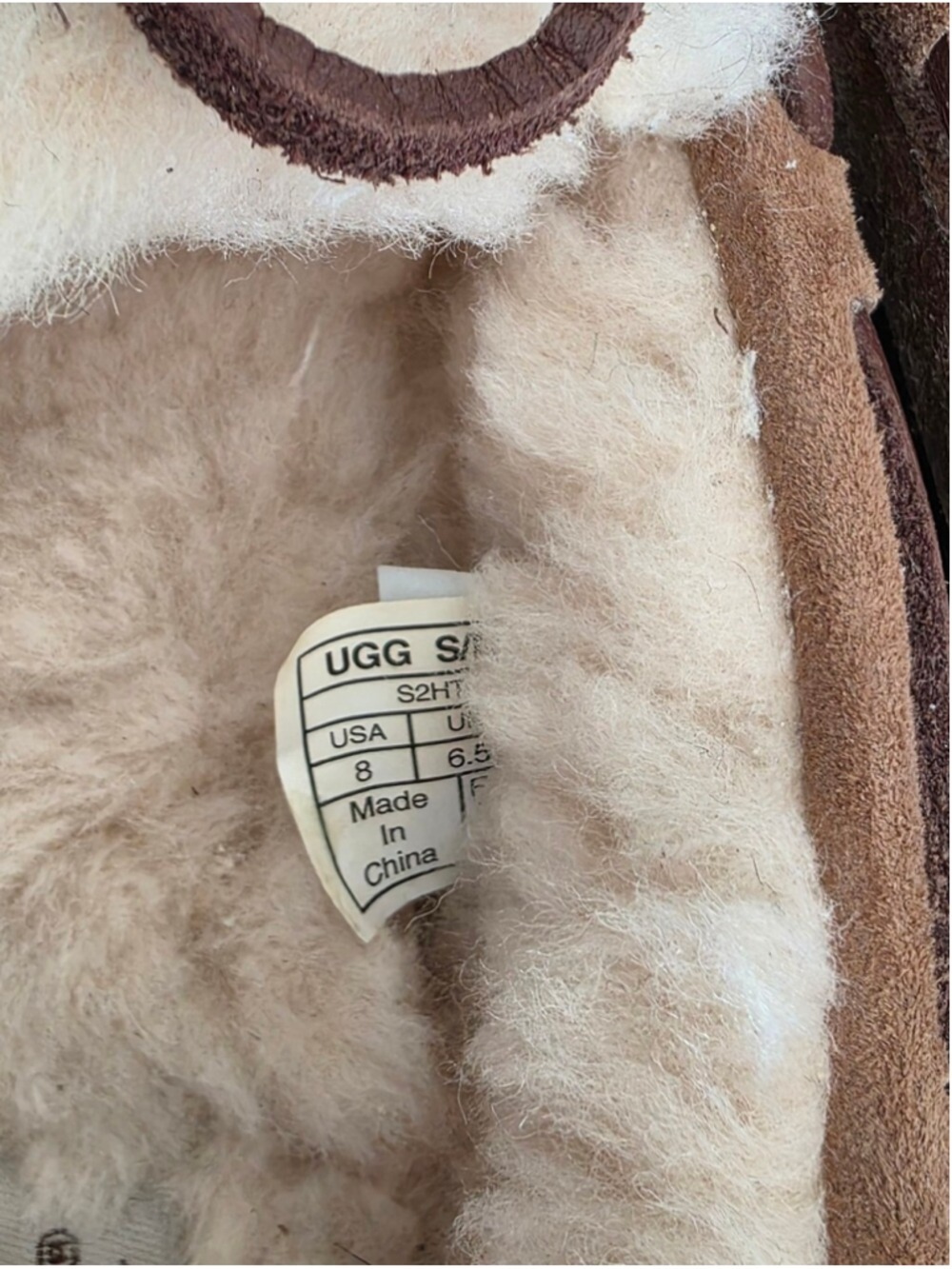 UGG Dakota Moccasin Slippers Womens Size 8 Chestnut Brown Sheepskin Lined Suede - Picture 9 of 10